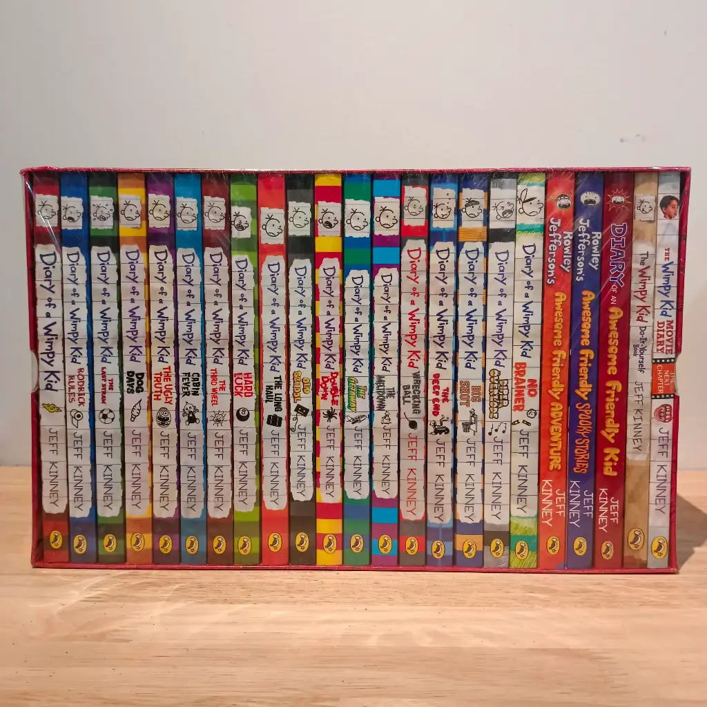 Diary of a Wimpy Kid (23 Books Set)