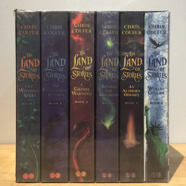 The Land of Stories Complete Box Set Collection by Chris Colfer (6 Books Set) 