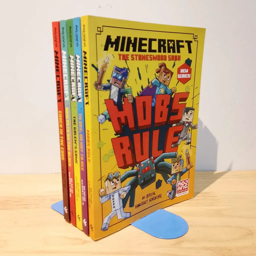 Minecraft Season 2: The Stonesword Saga (6 Books Set)