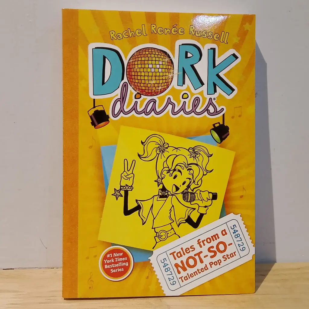 Dork Diaries Book 3: Tales from a Not-So-Talented Pop Star
