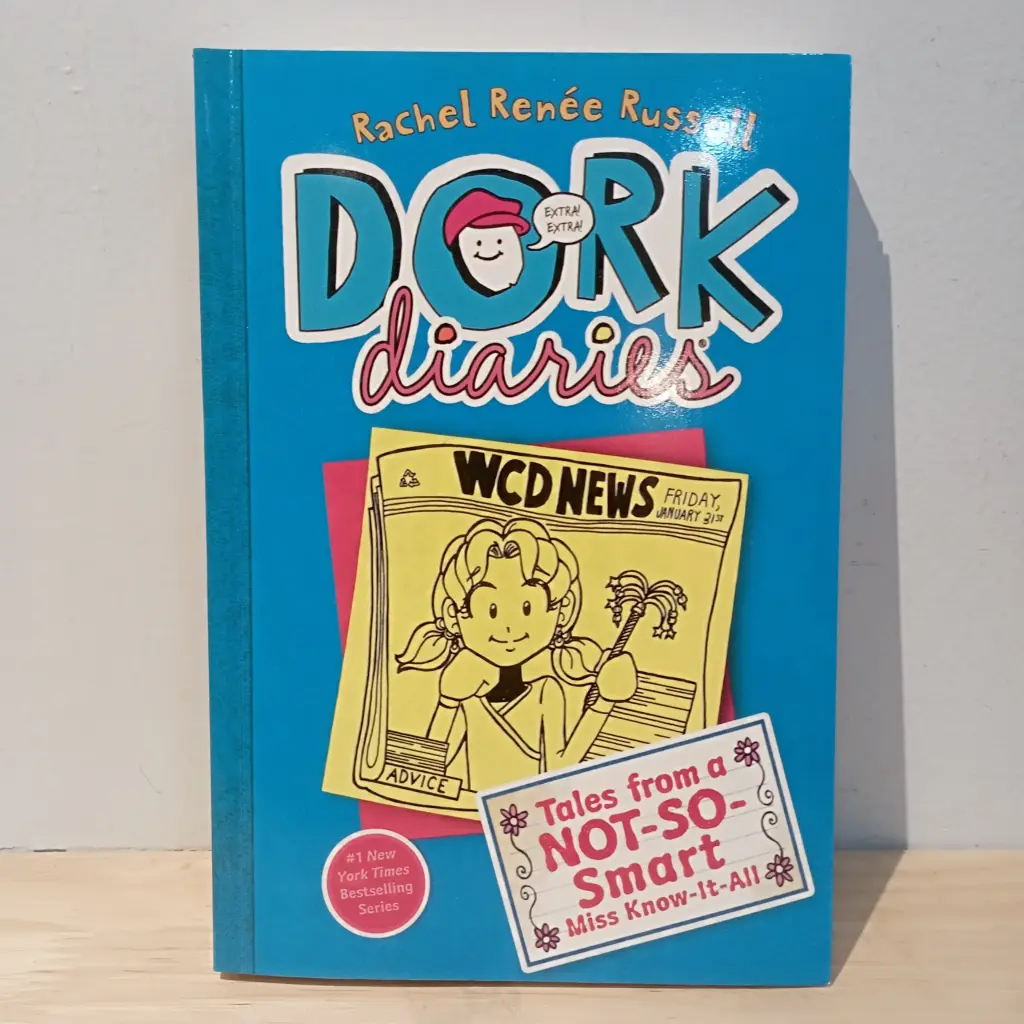 Dork Diaries Book 5 : Tales from a Not-So-Smart Miss Know-It-All