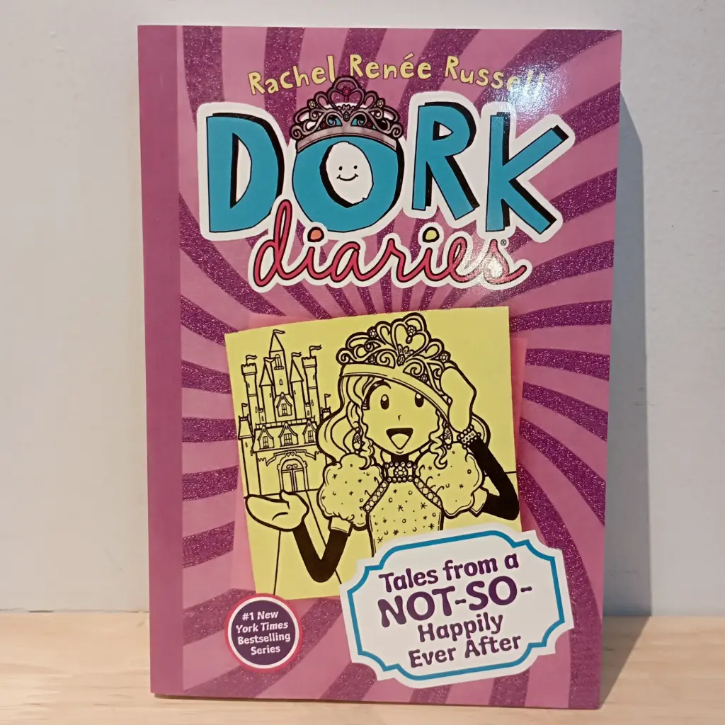 Dork Diaries Book 8 : Tales from a Not-So-Happily Ever After