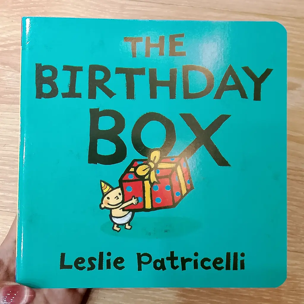 Board Books by Leslie Patricelli: The Birthday Box