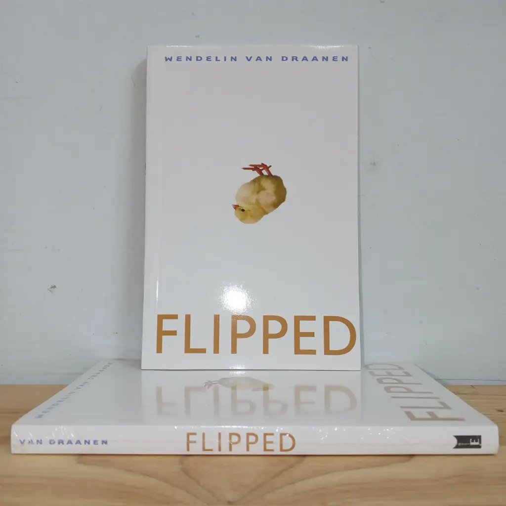 Flipped - Wendelin Van Draanen (Local Reprint)