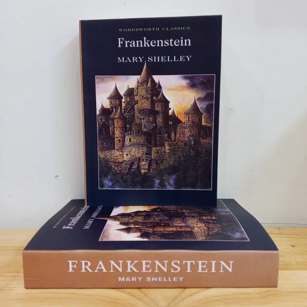 Frankenstein - Mary Shelley (Local Reprint)