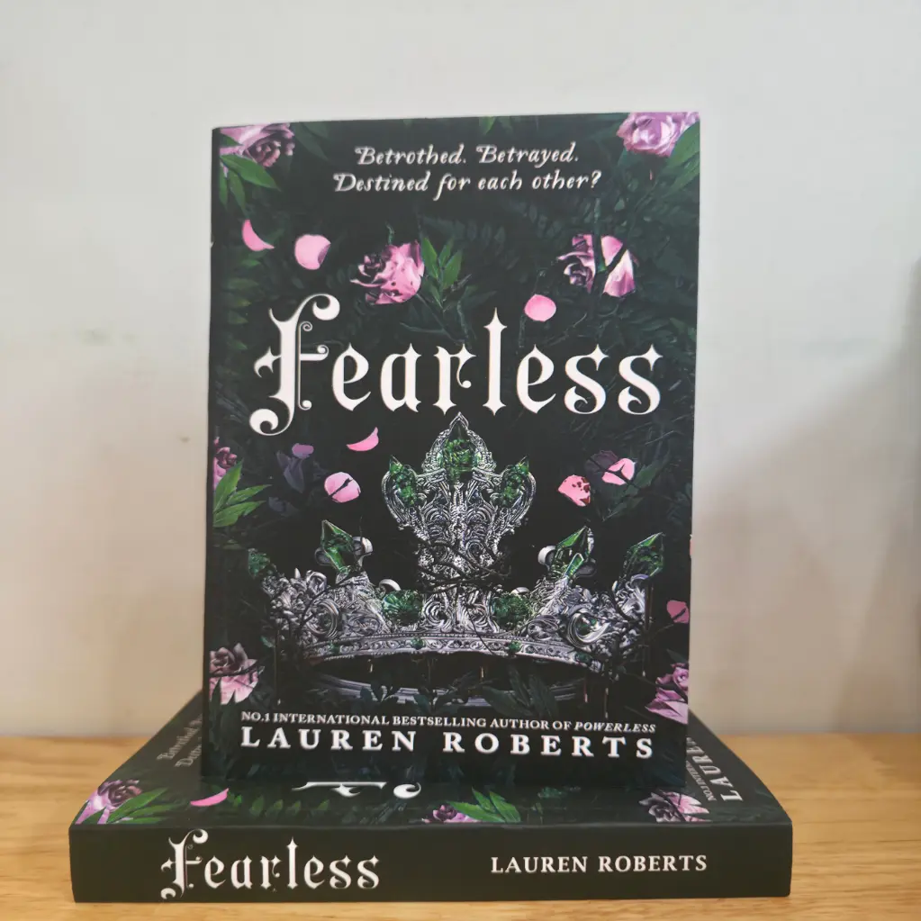 Fearless (Powerless - 03) - Lauren Roberts