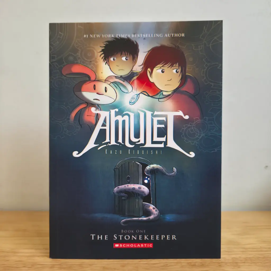 Amulet 1: The Stonekeeper - Kazu Kibuishi 