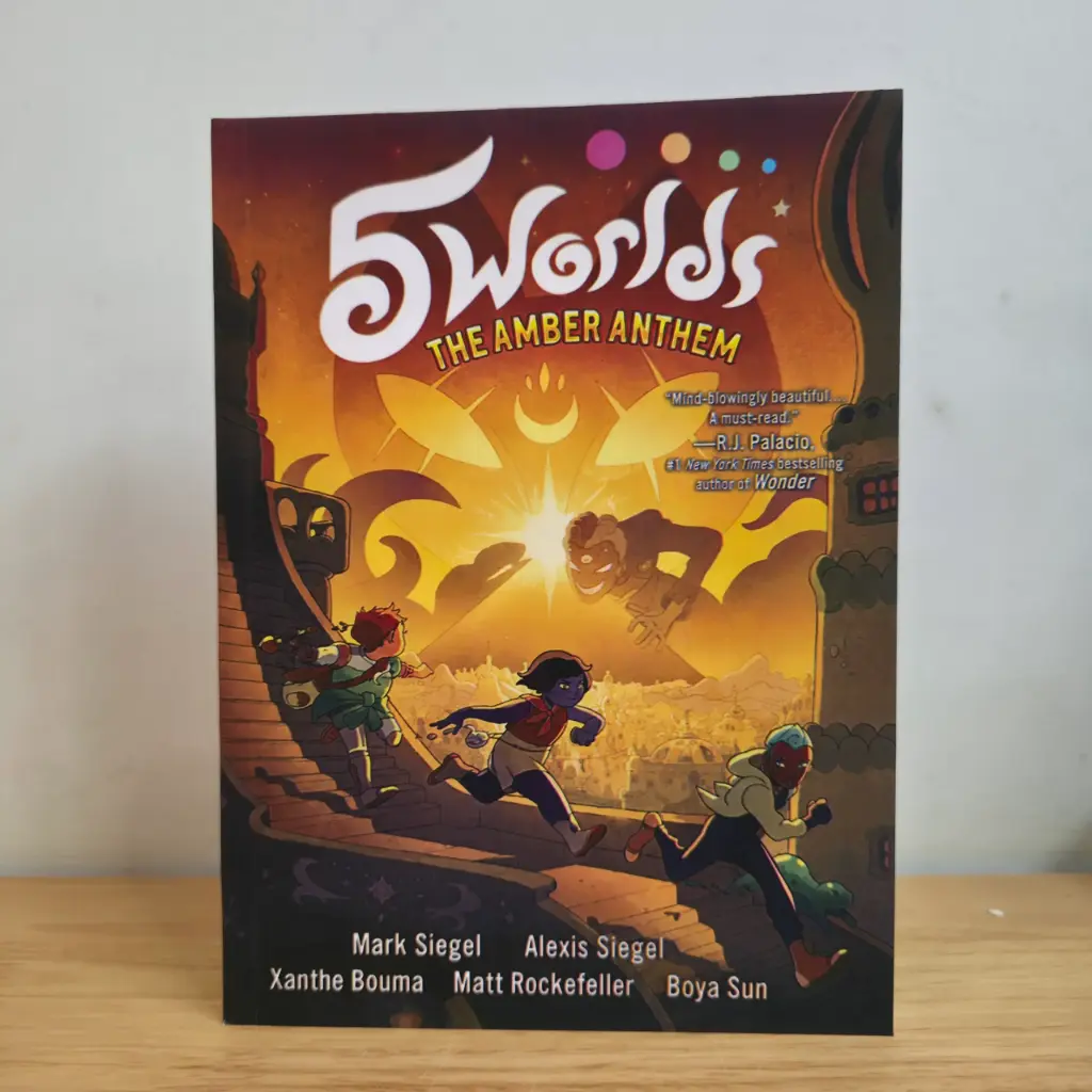 5 Worlds Book 4: The Amber Anthem - Mark Siegel