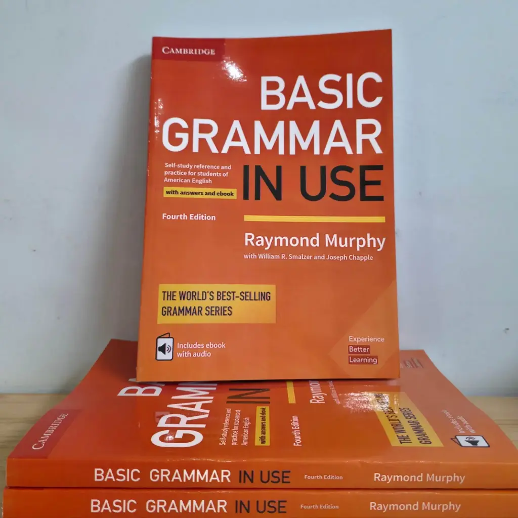 Cambridge Basic Grammar In Use: Student's Book with Answers (Fourth Edition)