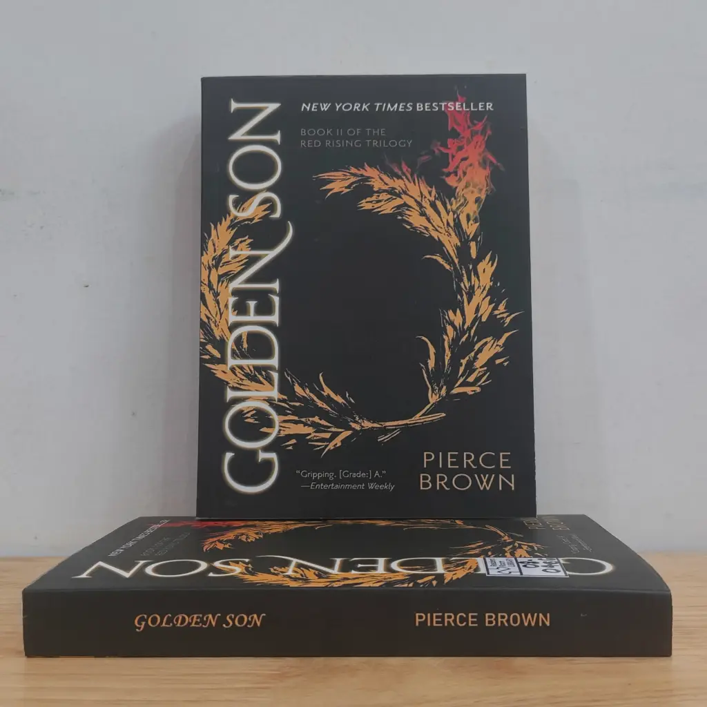 Golden Son (Red Rising Book 2) - Pierce Brown (Local Reprint)