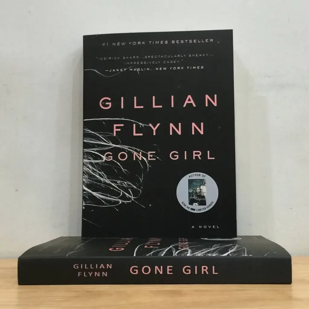 Gone Girl - Gillian Flynn (Local Reprint)