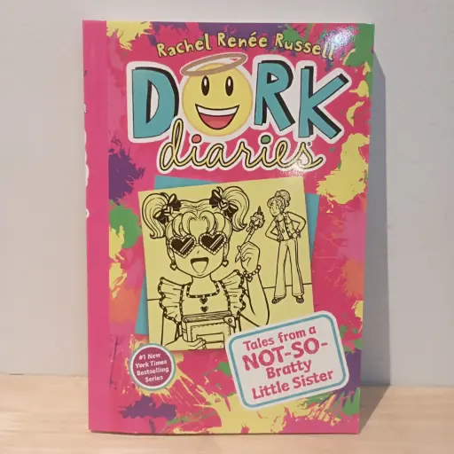 [RP0702] Dork Diaries Book 16 : Tales from a Not-So-Bratty Little Sister