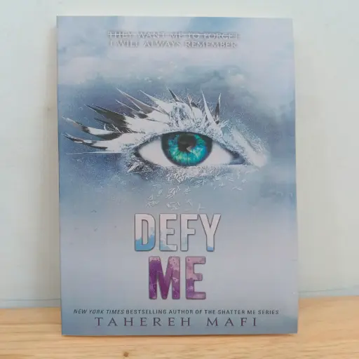 [LP0161] Defy Me (Shatter Me - 05)- Tahereh Mafi