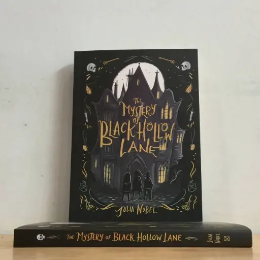 [LP0368] The Mystery of Black Hollow Lane - Julia Nobel (Local Reprint)