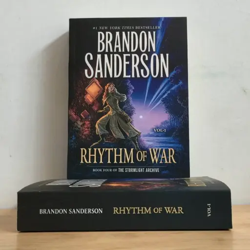 [LP0404] Rhythm of War (The StormLight Archive Book #4)(2 Volumes) - Brandon Sanderson (Local Reprint)